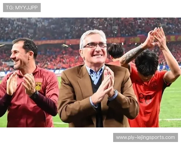 足球协会发言揭示球星收入高背后的行业现状与挑战