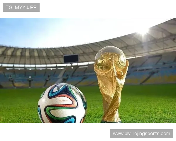 足球网红与球星风采大对比谁才是真正的球场偶像 足球网红与球星风采大对比谁才是真正的球场偶像